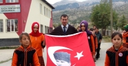 Ilıca Yeniyapan Ortaokulu’ndan Bayrak Yürüyüşü