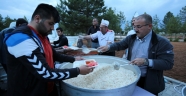 İLK İFTAR SOFRASI R4BI4 PARKINDA KURULDU…