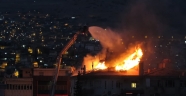 Kahramanmaraş’ta apartmanın çatı katı yeniden yandı