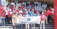 Kahramanmaraş’ta memurlar meydana indi!