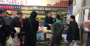 Kahramanmaraş’ta Sokağa çıkma yasağı öncesinden izdiham yaşandı