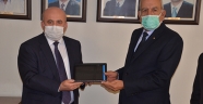 Kahramanmaraş Ticaret Borsası'ndan uzaktan eğitime tablet desteği