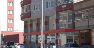 Kahramanmaraş'ta apartmanın 5. katından düşen kadın öldü
