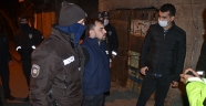 Kahramanmaraş'ta aynı araçta ekiplerden kaçan kişiler yakalanınca birbirlerini tanımadı