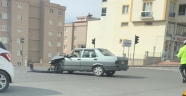 Kahramanmaraş'ta iki otomobil çarpıştı: 4 yaralı