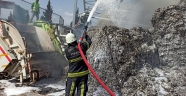 Kahramanmaraş'ta kağıt fabrikasında atık kağıtlar yandı