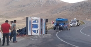 Kahramanmaraş'ta kamyonet devrildi: 3 yaralı