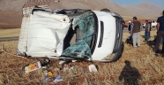 Kahramanmaraş'ta lastiği patlayan kamyonet devrildi: 5 yaralı
