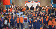 Kahramanmaraş'ta öğrencilerin topladığı mavi kapaklarla engellilerin yüzü güldü
