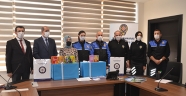 Kahramanmaraş'ta öğretmenin kitap isteğini Emniyet yerine getirdi