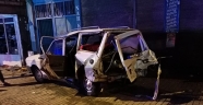 Kahramanmaraş'ta otomobil park halindeki 4 araca çarparak devrildi: 2 yaralı
