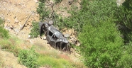 Kahramanmaraş'ta otomobil uçuruma devrildi: 3 ölü, 1 yaralı