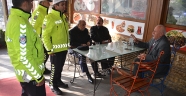 Kahramanmaraş'ta trafik polislerinden sahada eğitim