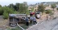 Kahramanmaraş'ta traktörün devrilmesi sonucu 3 kişi yaralandı