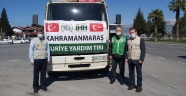 Kahramanmaraş'tan Suriye'de kamplarda yaşayanlara 10 tır su gönderildi