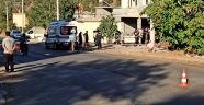 Kamyonet beton direğe çarptı: 1 ölü 4’ü çocuk 5 yaralı