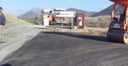 KARAAHMET YOLU ASFALTLANDI