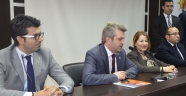 KIRAÇ; “TEK TAŞLA DUVAR ÖRÜLMEZ”