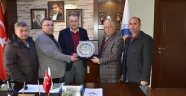 'KIZILSEKİ'YE PLAKET
