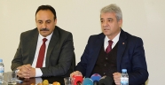 KMTSO’DAN ÖĞRENCİLERE KİTAP VE GİYİM YARDIMI