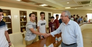 KSÜ FİLİSTİNLİ ÖĞRENCİLERİ AĞIRLADI