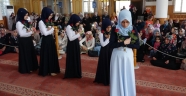 KUTLU DOĞUM SABAHINDA BAYANLARDAN EFENDİMİZE ÖZLEM