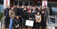 MAHÇİÇEK ÇALIŞAN GAZETECİLERLE BİR ARADA