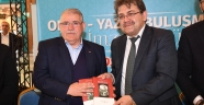 Mahçiçek, Serdar Yakar’ı Okuyucularıyla Buluşturdu