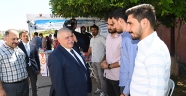 MAHÇİÇEK ÜNİVERSİTE ÖĞRENCİLERİNİ KARŞILADI