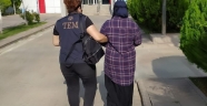 Mavi Kategoride aranan DEAŞ üyesi kadın tutuklandı