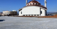 Merkez Camii’de Çevre Düzenlemesi Tamamlandı
