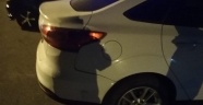 Motosiklet park halindeki otomobile çarptı: 1 yaralı