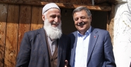 Nevzat Pakdil Göksun’lu dostlarından evet oyu istedi.