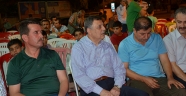 NEVZAT PAKDİL TÜRKOĞLU’NDA DEMOKRASİ NÖBETİNE KATILDI