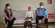 Nöroblastom hastası çocuğa doğum günü sürprizi