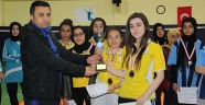 OKUL SPORLARI BADMİNTON GENÇLER İL BİRİNCİLERİ KUPALARINI ALDI