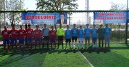 OKULLARINI ŞAMPİYON YAPMAK İÇİN TER DÖKÜYORLAR