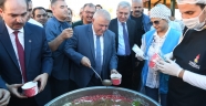 Onikişubat Belediyesi Aşuresini Öğrencilerle Paylaştı