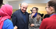 ONİKİŞUBAT BELEDİYESİ HEM OKUTMAK HEM DE UNUTTURMAMAK İSTİYOR