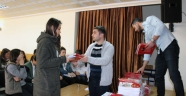 Onikişubat Belediyesi’nden Ekinözülü Öğrencilere Kitap Desteği