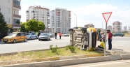 Otomobil ile ticari taksinin çarpışması sonucu 1 kişi yaralandı
