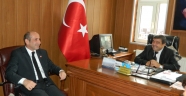 Öztunç: Cüppe Giyip Halkının Avukatayım dedi.