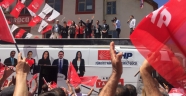 ÖZTUNÇ ELBİSTAN’DA GÖVDE GÖSTERİSİ YAPTI