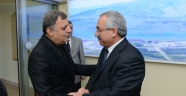 Pakdil; Deveci’yi Ziyaret Etti