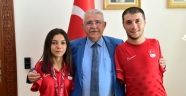 Paralimpik Sporcularımız Başkan Mahçiçek’i Ziyaret Etti