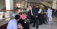 Rektör Can, KSÜ Tıp Fakültesinde Tedavi Gören Hastaların Bayramını Kutladı