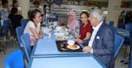 Rektör Prof. Dr. Niyazi Can Öğrencilerle Sahur Yaptı