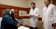 -SANKO ÜNİVERSİTESİ HASTANESİ’NDE EŞİNE BÖBREĞİNİ BAĞIŞLADI