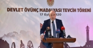 ŞEHİT AİLELERİMİZ VE GAZİLERİMİZE DEVLET ÖVÜNÇ MADALYALARI TAKDİM EDİLDİ