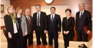 SEMA AHMET DANIŞ ORTAOKULU’NDA ÖĞRETMENLER GÜNÜNÜ KUTLADILAR